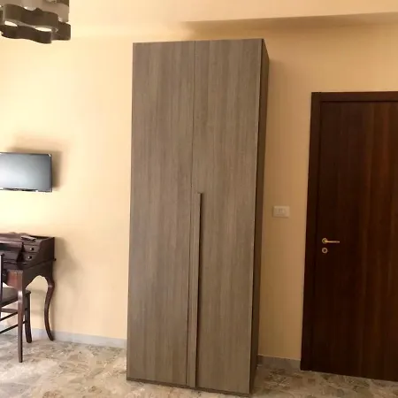 Theokritos Flat Siracusa