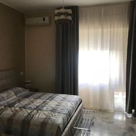 Πανσιόν Theokritos Flat Siracusa Συρακούσες