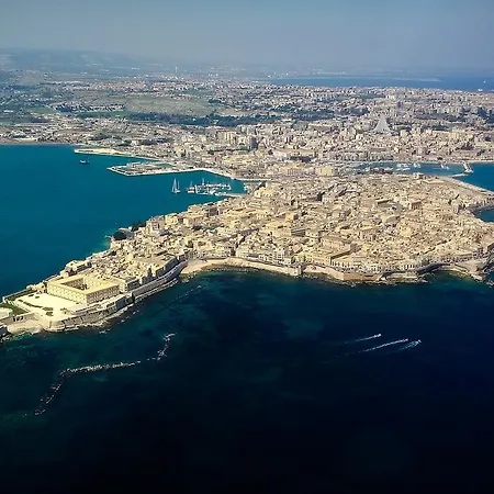 Theokritos Flat Siracusa Πανσιόν Συρακούσες